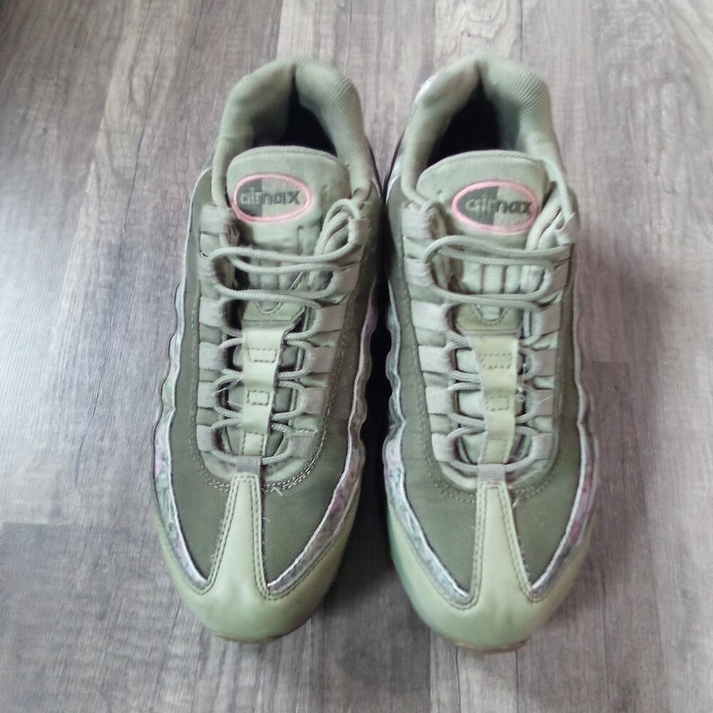 Nike air max